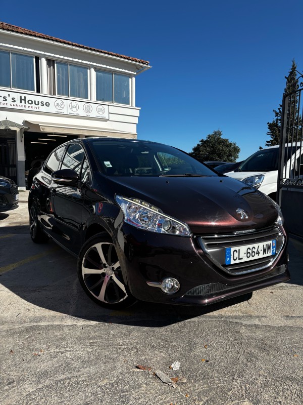 Carrosserie à Vitrolles avec véhicule de prêt pendant la réparation auto