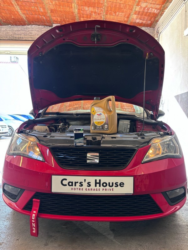 Diagnostic, entretien, réparation de votre véhicule, vente et pose de pneus aux Pennes Mirabeau près de Marseille