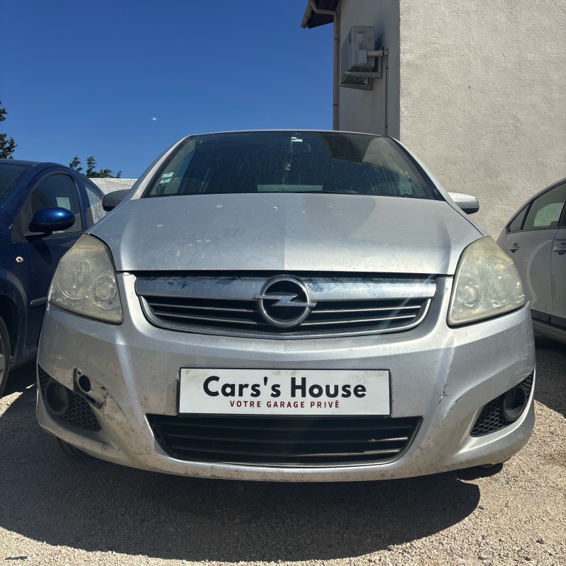 Remplacement d'un démarreur sur un Opel Zafira Diesel avec mise à niveau et contrôle pression des pneus et batterie Les Pennes Mirabeau